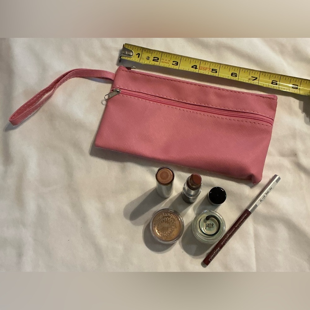 NWT Burgundy Lip Liner Gloss & Lipstick Set w/ pink wristlet bag - Picture 2 of 5